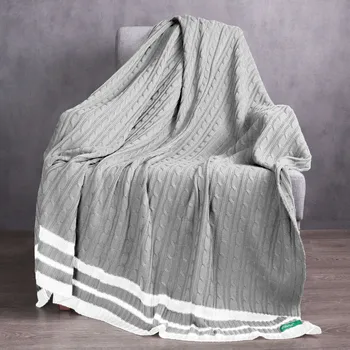 UNITED COLORS OF BENETTON, pletená deka v šedej 200GSM vyrobené akryl 140x190 cm
