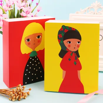 10pcs Najrôznejších Anime Dievča Papier Darčekové Prospech Box Candy Liečbu Cookies Políčok pre Svadby, Narodeniny, Party Dodávky Obaly Boxy